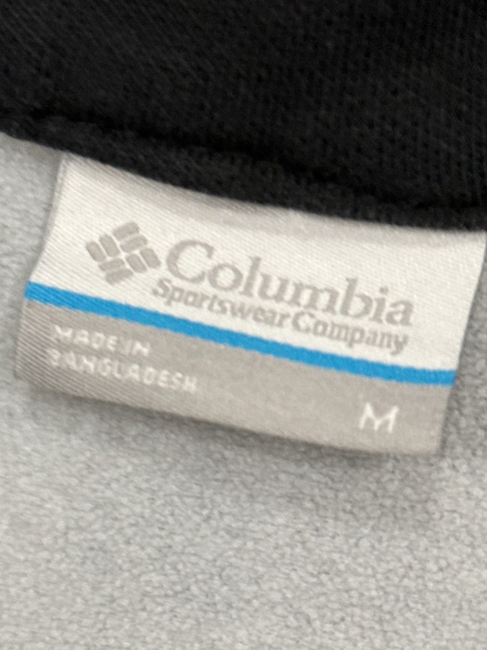 Columbia Two-Tone Gray and Black Zip-Up Fleece Jacket - Picture 2 of 2